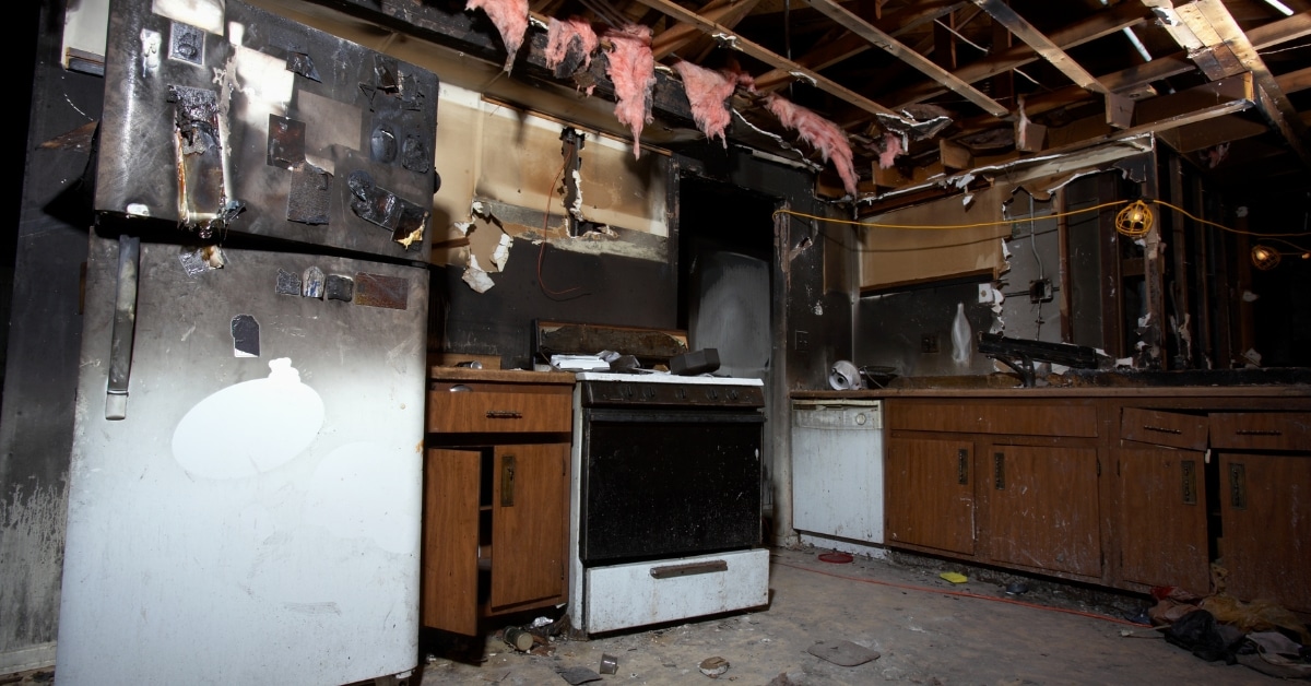 Professionals performing fire and smoke damage cleanup in Utah